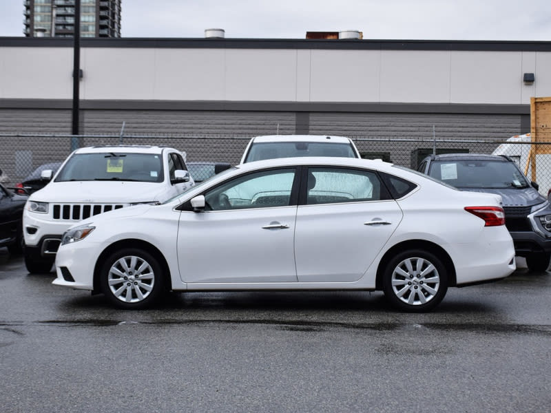 Nissan Sentra 2019 price $21,995