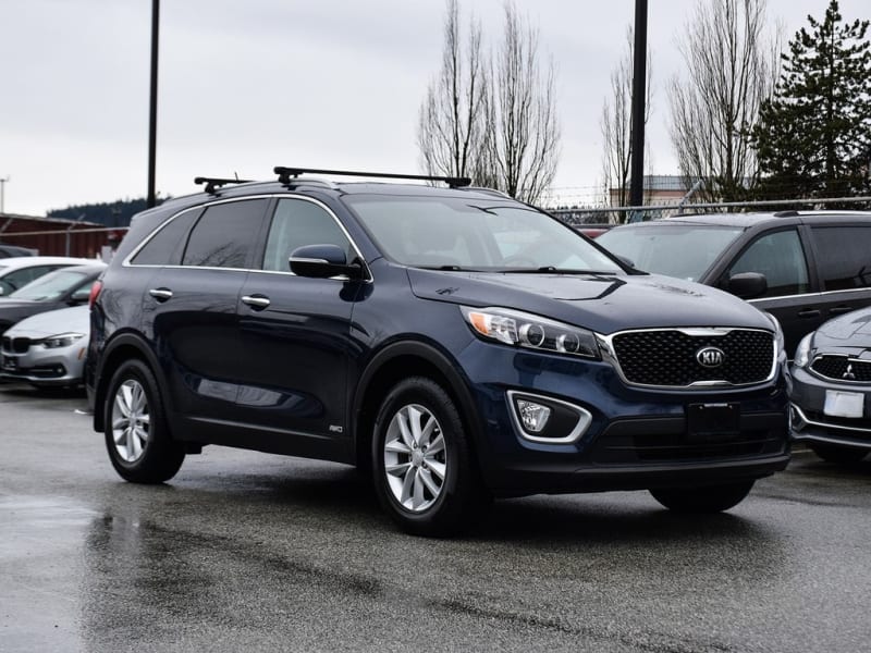 Kia Sorento 2017 price $19,995