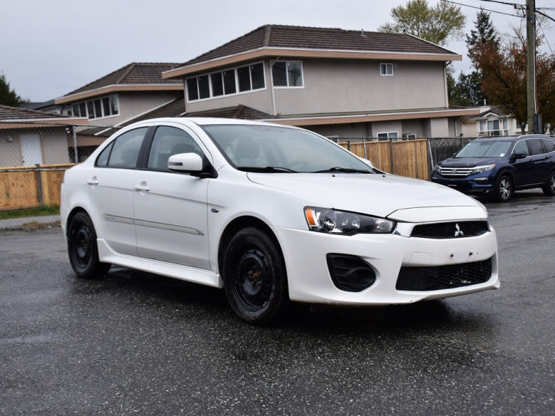 Mitsubishi Lancer 2017 price $13,995