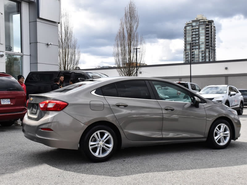 Chevrolet Cruze 2018 price $17,995