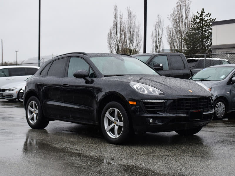 Porsche Macan 2017 price $34,995