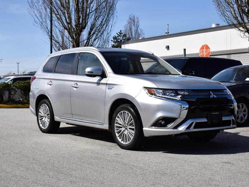 Mitsubishi Outlander PHEV 2019 price $27,995