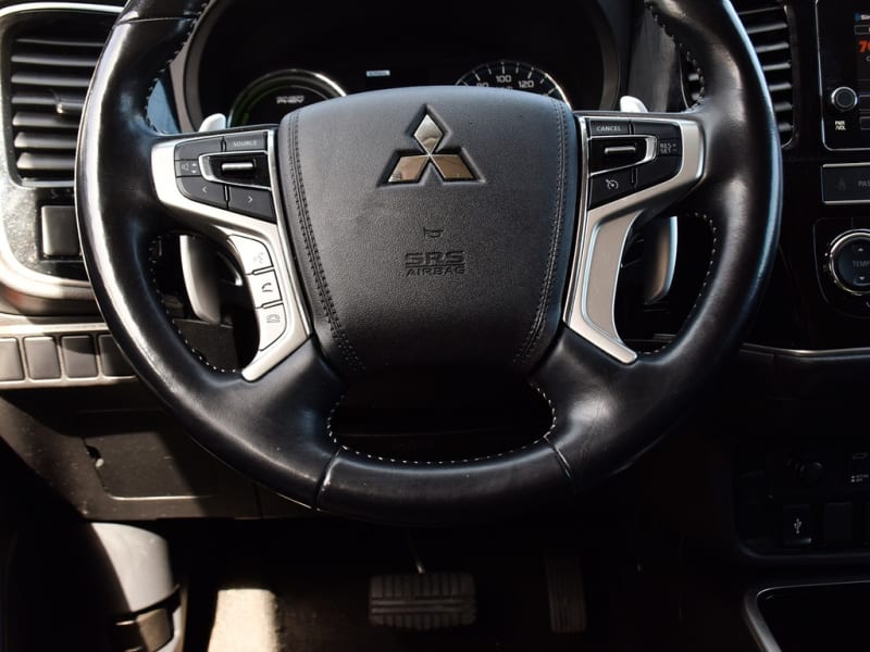 Mitsubishi Outlander PHEV 2019 price $27,995