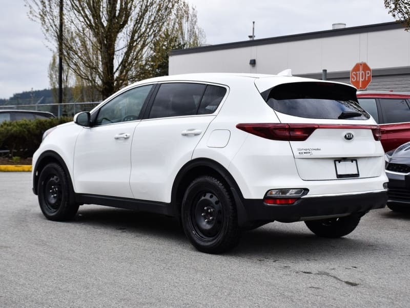 Kia Sportage 2022 price $26,995