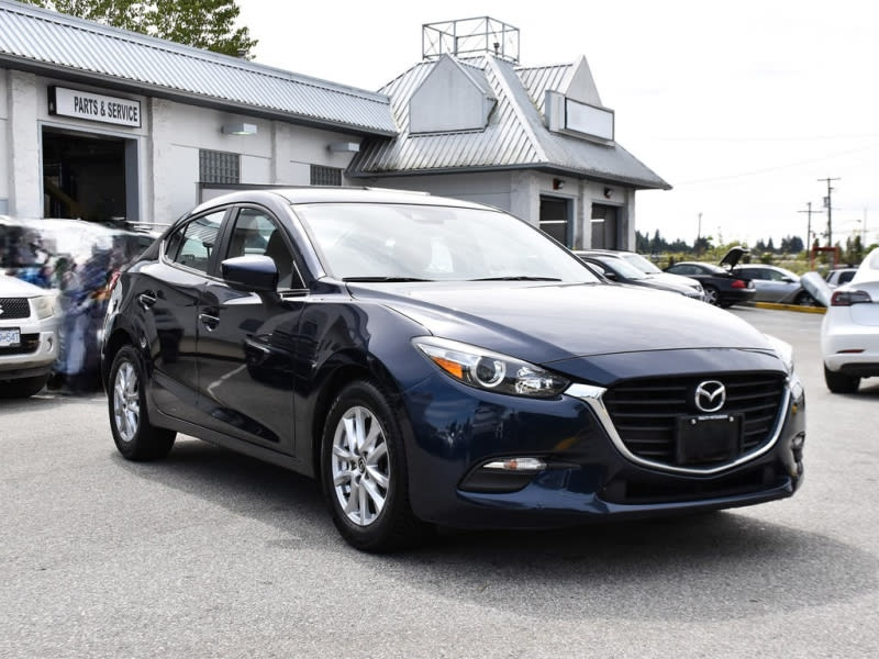 Mazda Mazda3 2018 price $18,995