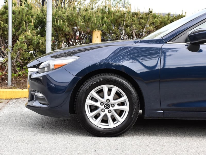 Mazda Mazda3 2018 price $18,995