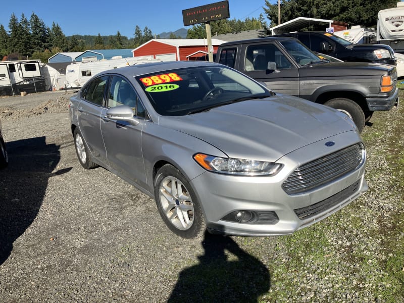 Ford Fusion 2016 price $7,999