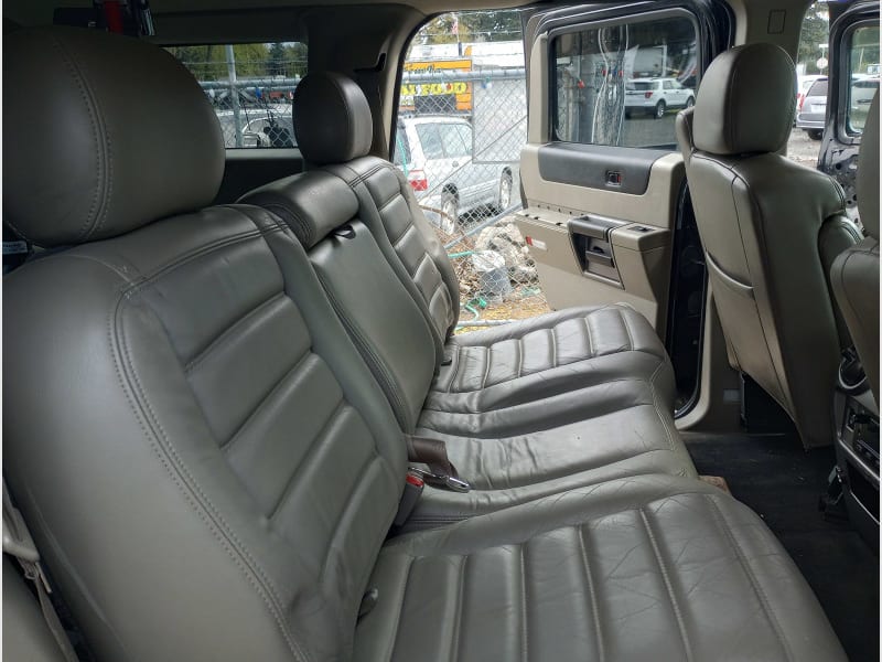 Hummer H2 2003 price $10,999