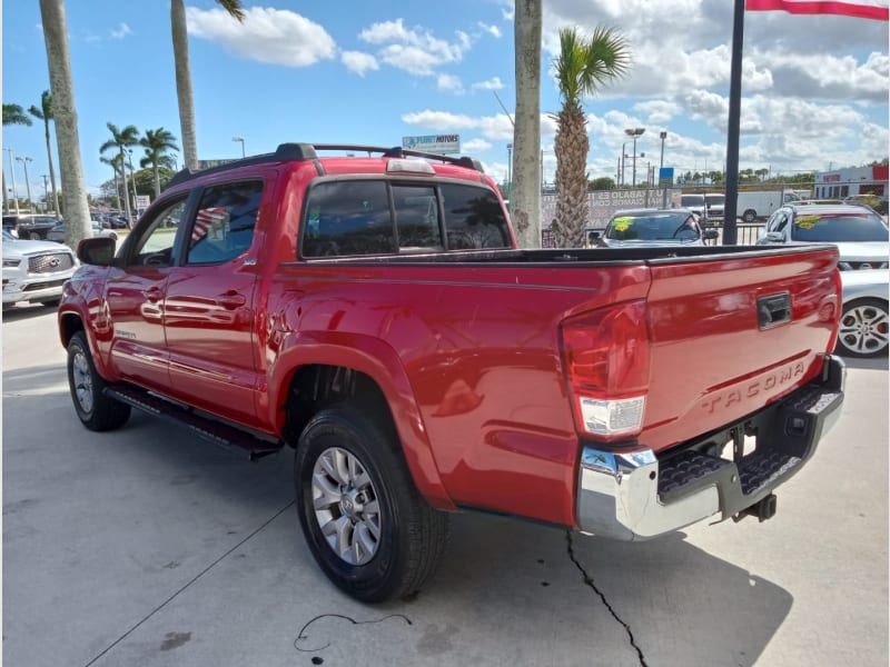 Toyota Tacoma 2017 price $18,777