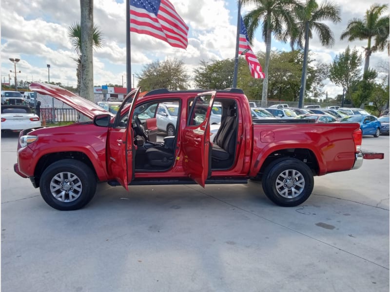 Toyota Tacoma 2017 price $18,900