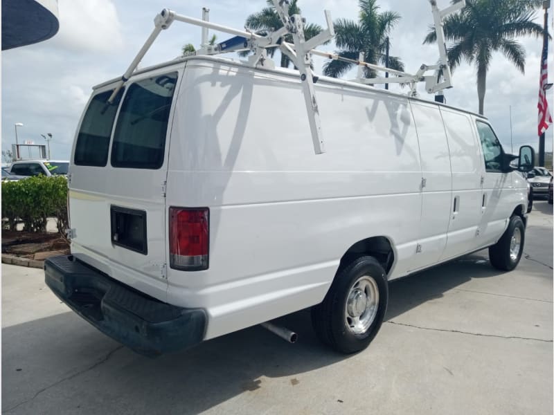 Ford Econoline Cargo Van 2013 price $10,995