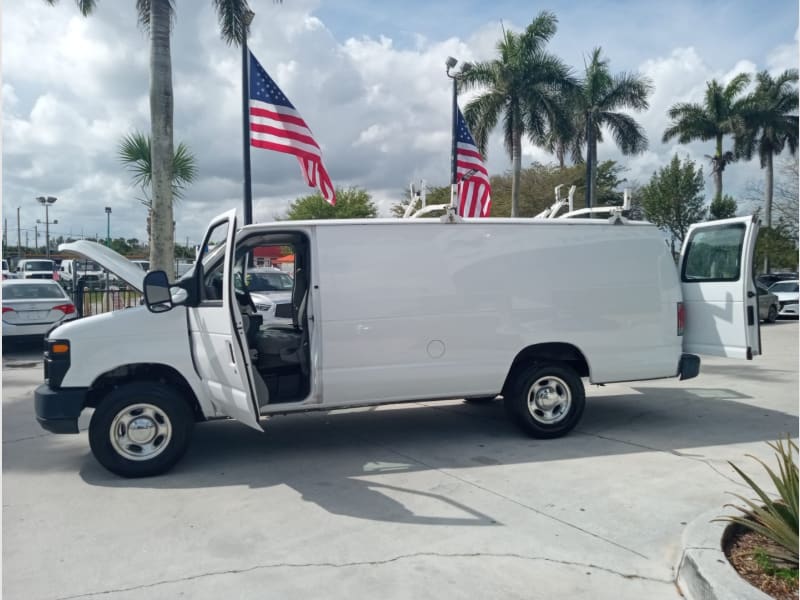 Ford Econoline Cargo Van 2013 price $10,995