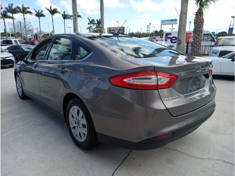 Ford Fusion 2014 price $9,900