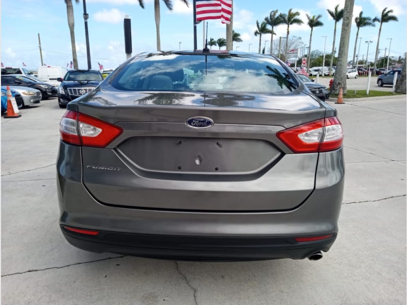 Ford Fusion 2014 price $10,900