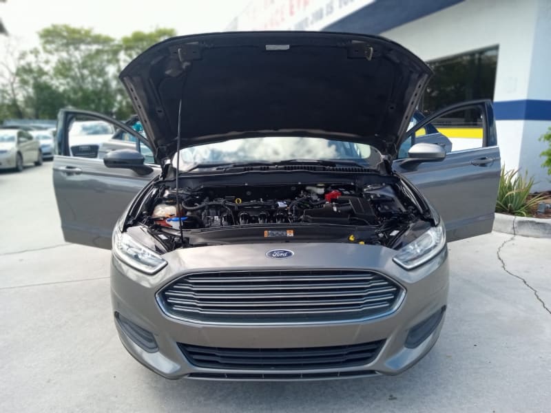 Ford Fusion 2014 price $9,900