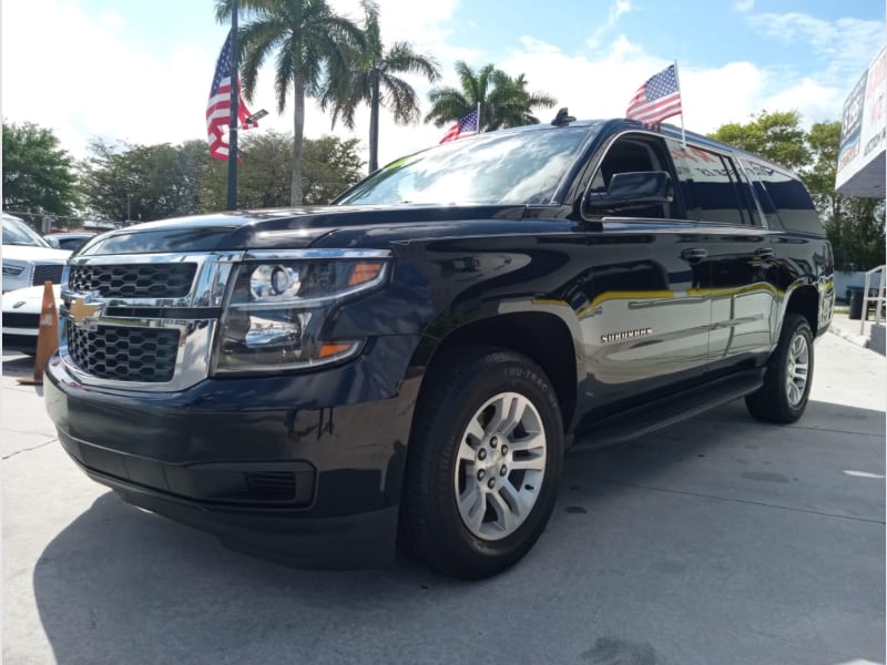 Chevrolet Suburban 2017 price $17,900