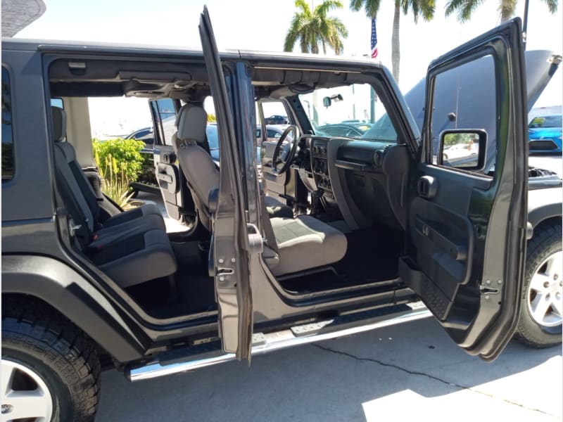 Jeep Wrangler Unlimited 2010 price $13,888