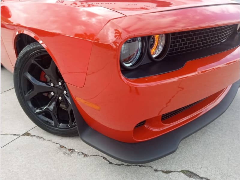 Dodge Challenger 2018 price $11,900