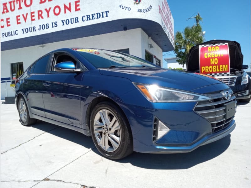 Hyundai Elantra 2019 price $11,888