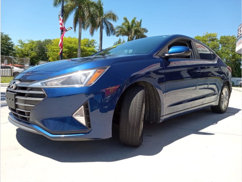 Hyundai Elantra 2019 price $11,888