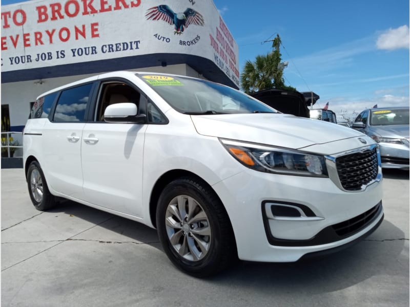 Kia Sedona 2019 price $13,888