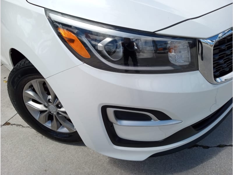 Kia Sedona 2019 price $13,888