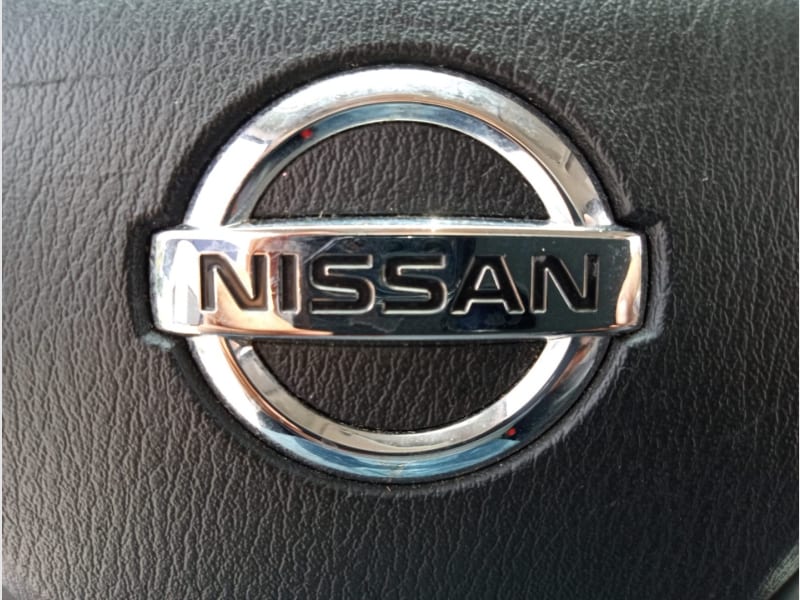 Nissan Pathfinder 2020 price $18,995