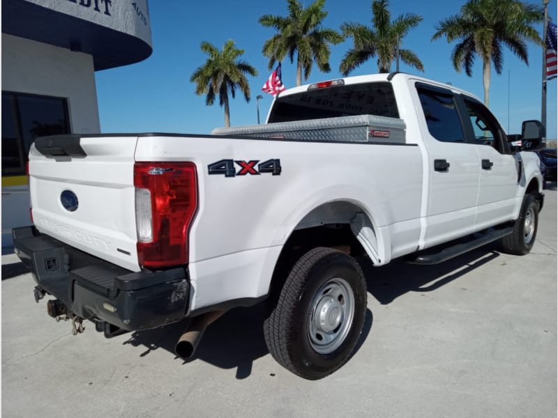 Ford Super Duty F-250 SRW 2017 price $18,995