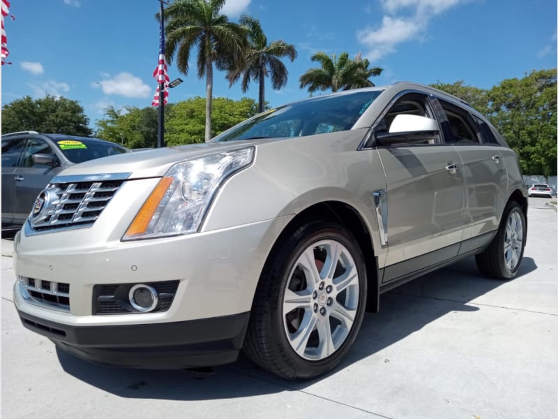 Cadillac SRX 2016 price $15,900