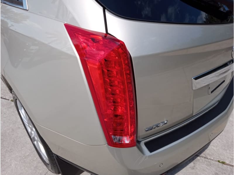 Cadillac SRX 2016 price $15,900