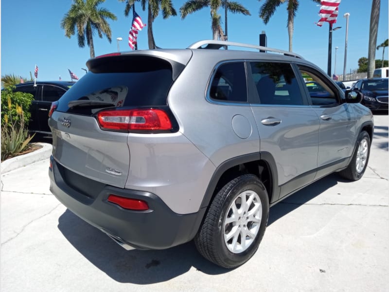 Jeep Cherokee 2016 price $13,333