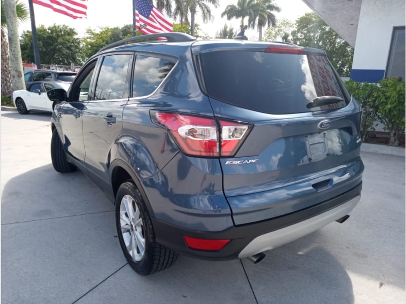 Ford Escape 2018 price $14,900