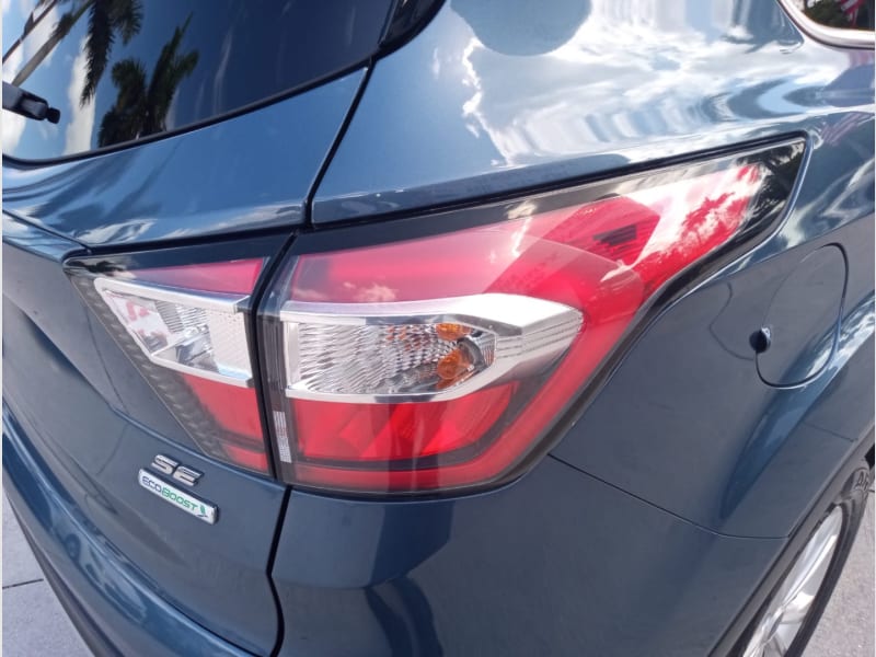 Ford Escape 2018 price $14,900