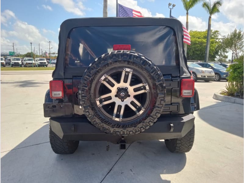 Jeep Wrangler Unlimited 2011 price $14,900