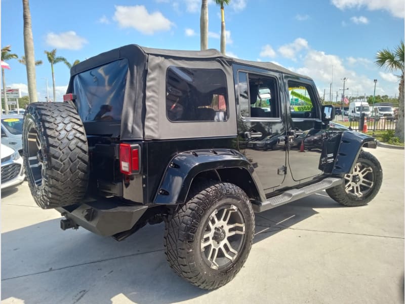 Jeep Wrangler Unlimited 2011 price $14,900