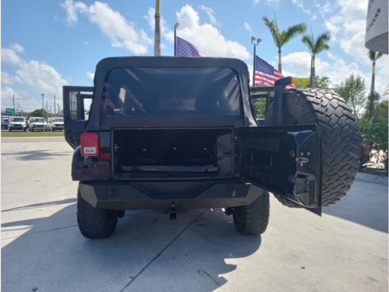 Jeep Wrangler Unlimited 2011 price $14,900