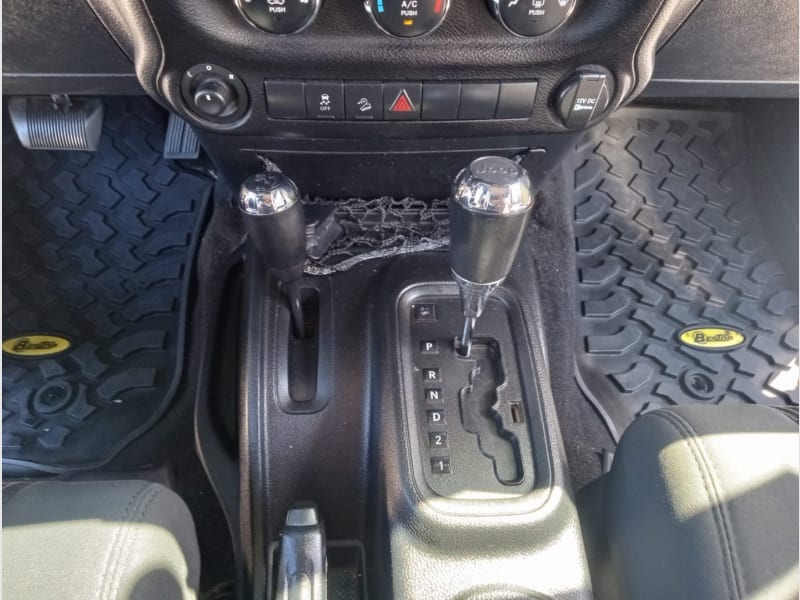 Jeep Wrangler Unlimited 2011 price $14,900