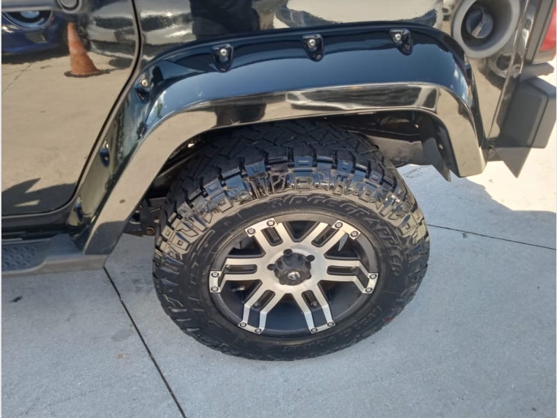 Jeep Wrangler Unlimited 2011 price $14,900