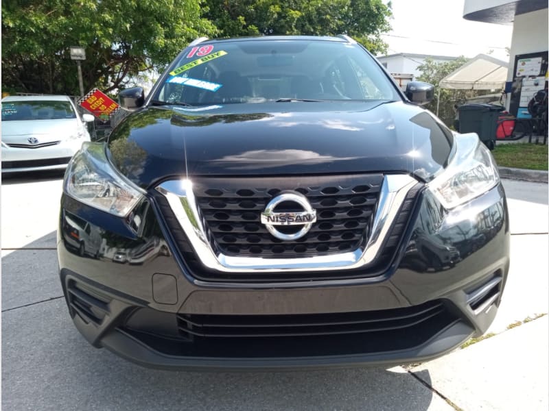 Nissan Kicks 2019 price $14,900