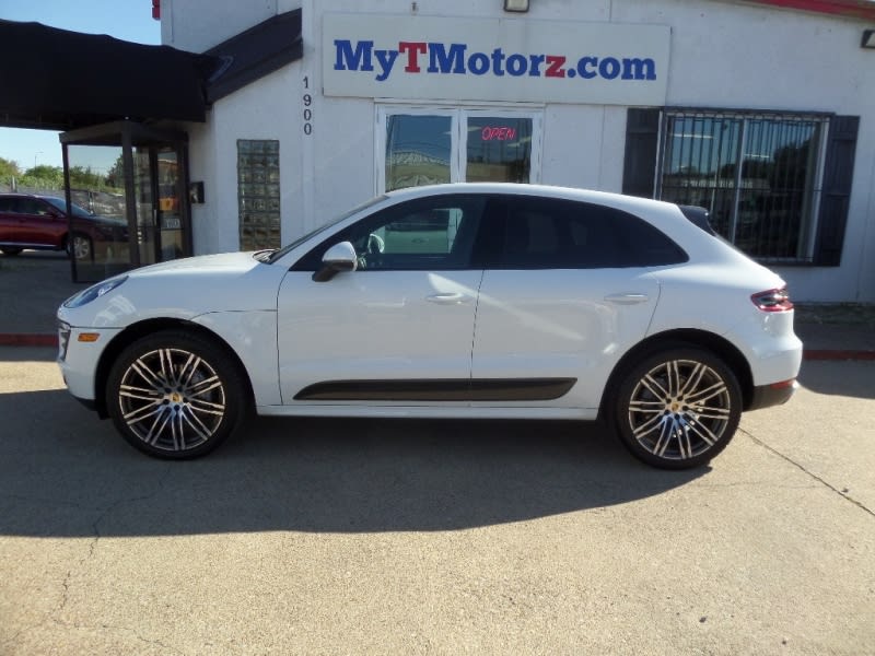 Porsche Macan 2015 price $22,995