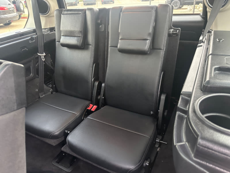 Land Rover LR4 2016 price $16,495