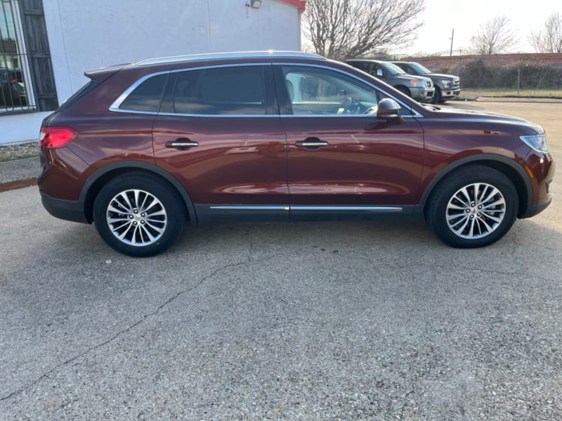 Lincoln MKX 2016 price $12,995