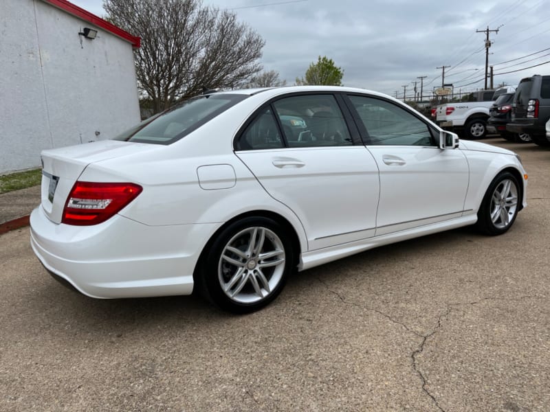 Mercedes-Benz C-Class 2014 price $10,795