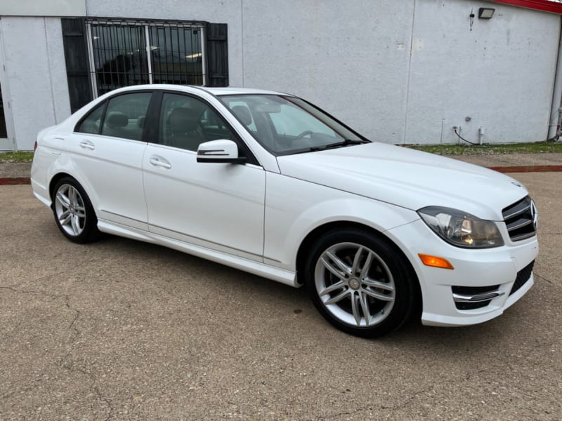 Mercedes-Benz C-Class 2014 price $10,495