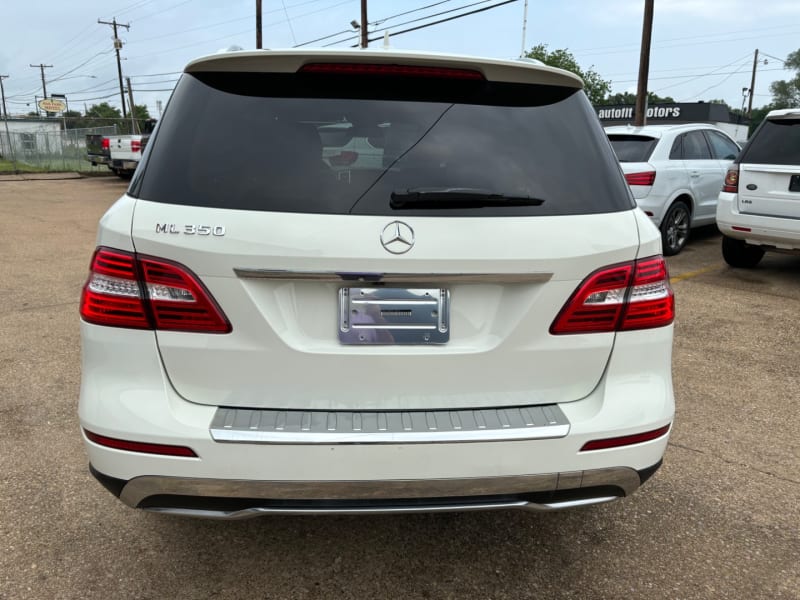 Mercedes-Benz M-Class 2013 price $13,795