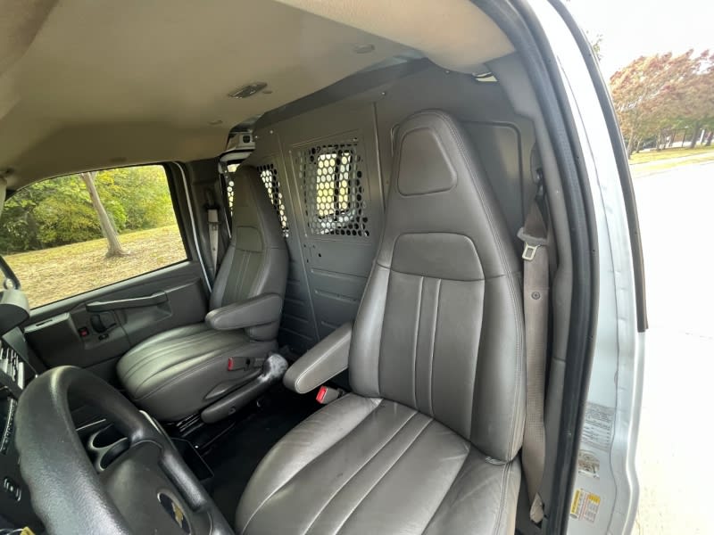 Chevrolet Express Cargo Van 2019 price $18,550