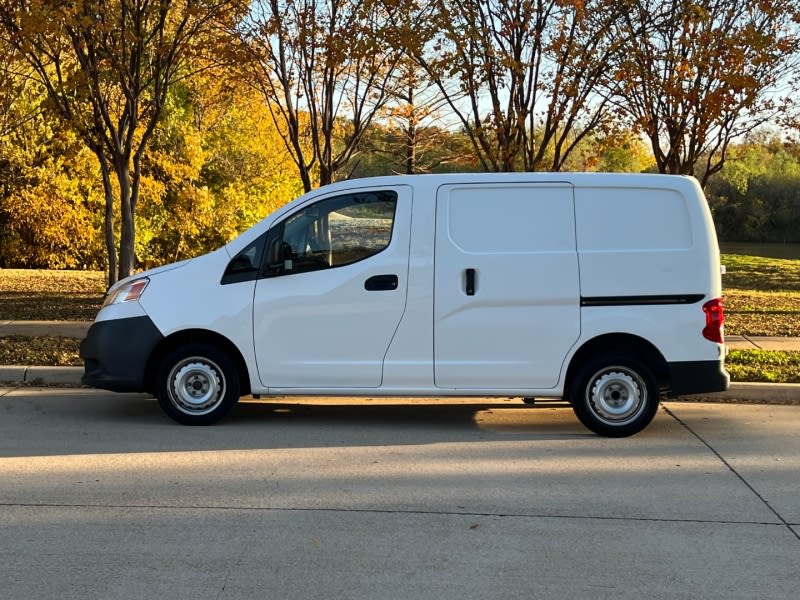 Nissan NV200 Compact Cargo 2017 price $9,850