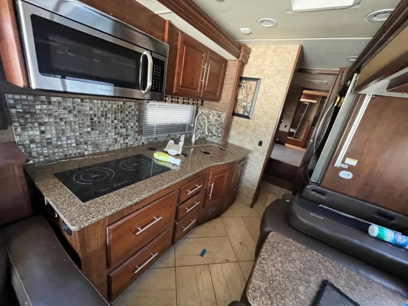 Forest River Sports Coach 404RB 2016 price $76,850