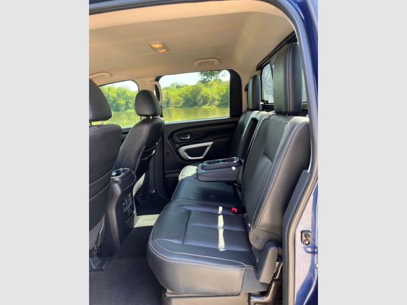 Nissan Titan XD SL 2018 price $27,950