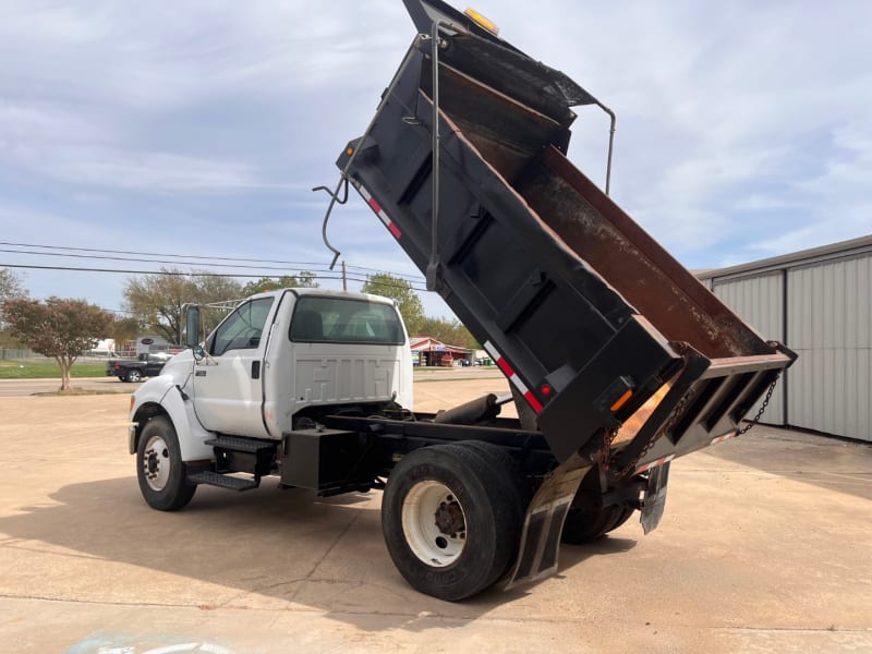 Ford F-750 DUMP TRUCK 2004 price $39,850